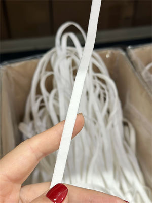 ห่วงหูแบนโพลีเอสเตอร์สแปนเด็กซ์ 6.5 มม. สำหรับหน้ากากใบหน้า N95 สีขาว